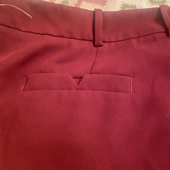 Anthropologie Sasha Button Front Tapered Leg Pants in wine sz 8 - Picture 10 of 11